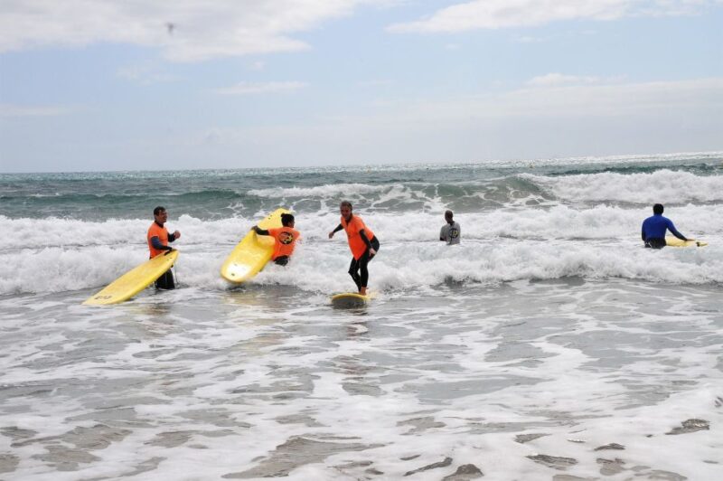 Fuerteventura: Learn to Surf Lesson - Skill Level Options