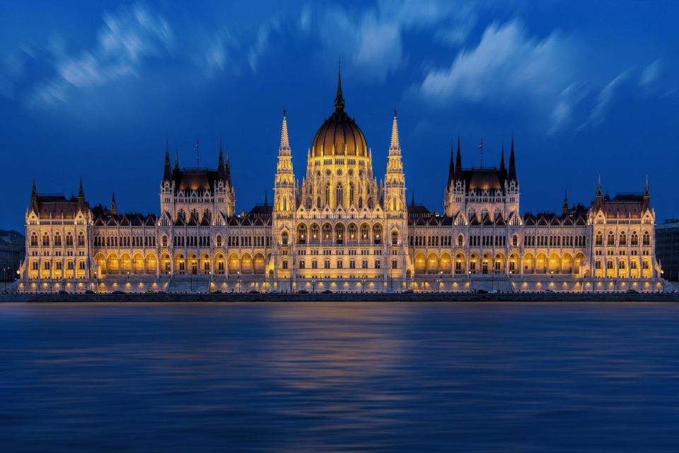 Full-Day Private Trip From Vienna to Budapest - Booking Information