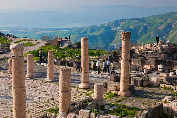 Full-Day Tour: Umm Qais, Jerash, and Ajloun From Amman - Ajloun Castle Visit