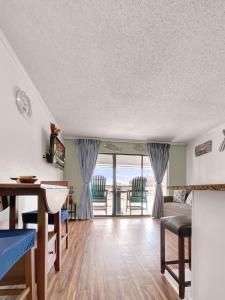 Galveston Beach Front and Ocean Views at Casa Del Mar - Safety and Security Measures