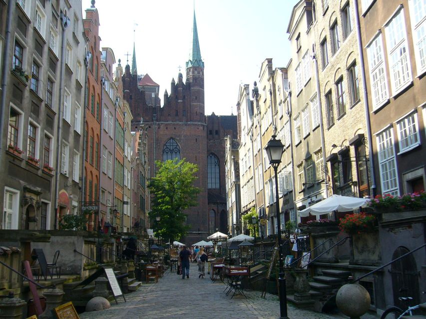 Gdansk Guided Tour for History Lovers 8 Hours - Accessibility and Comfort