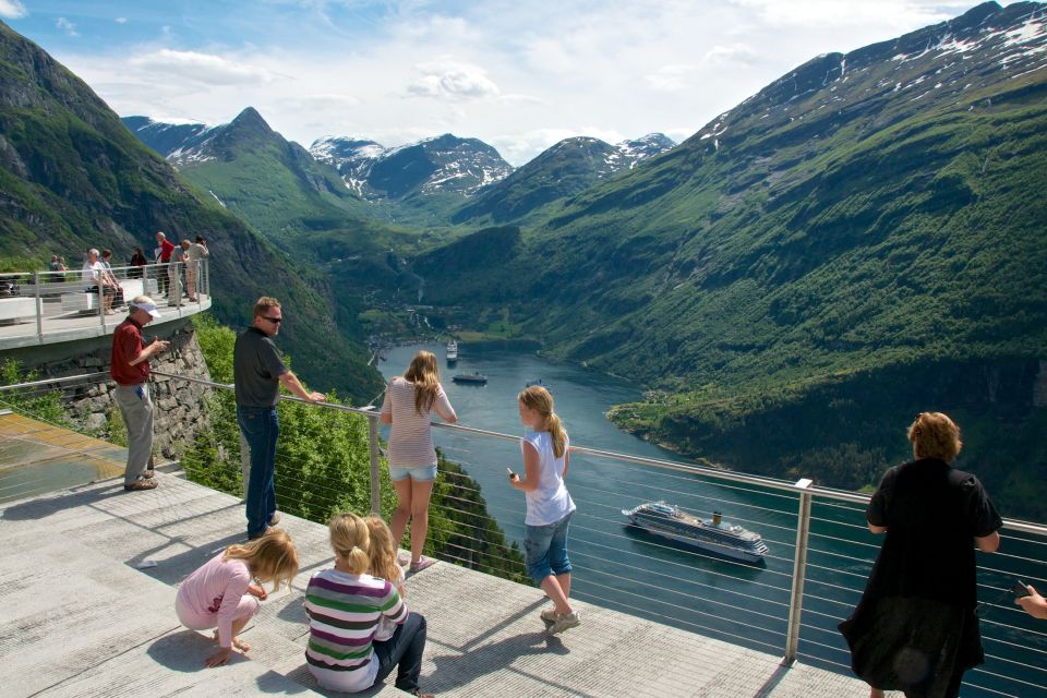 Geiranger: Bus Tour With Multilingual Audio Guide - Booking Information and Policies