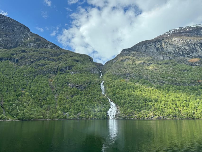 Geiranger Dalsnibba: Mini Bus Tour - What to Expect on Tour