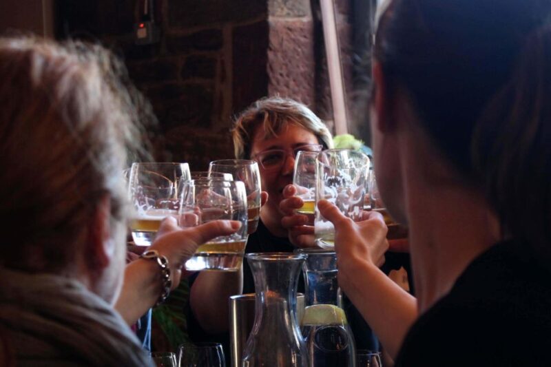 Glasgow: Walking Tour With Beer Tasting - Inclusions and Experience