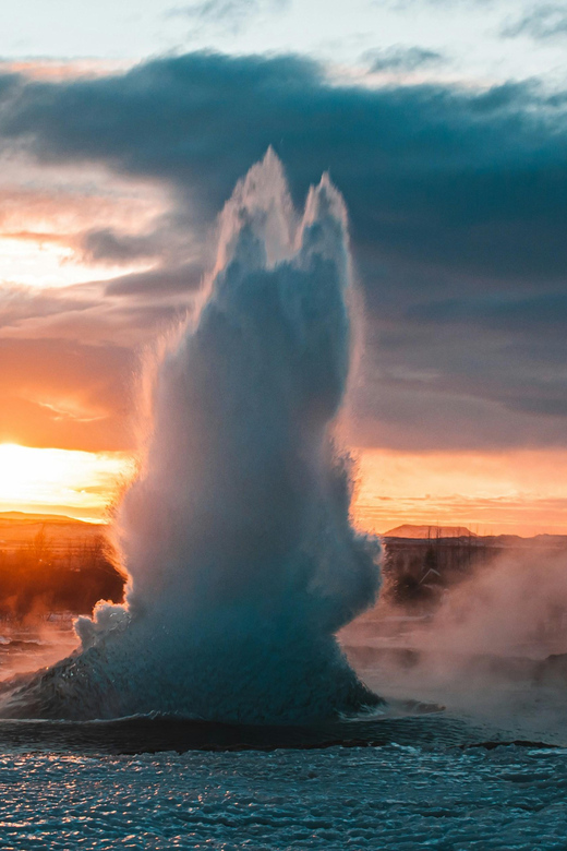 Golden Circle & Blue Lagoon(Premium Entrance) - PRIVATE TOUR - Experience the Blue Lagoon