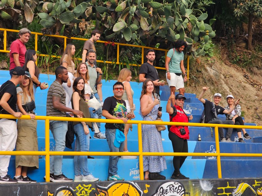 Graffiti Tour Comuna 13 and Cable Car (Made by Local Guides) - Transportation Details