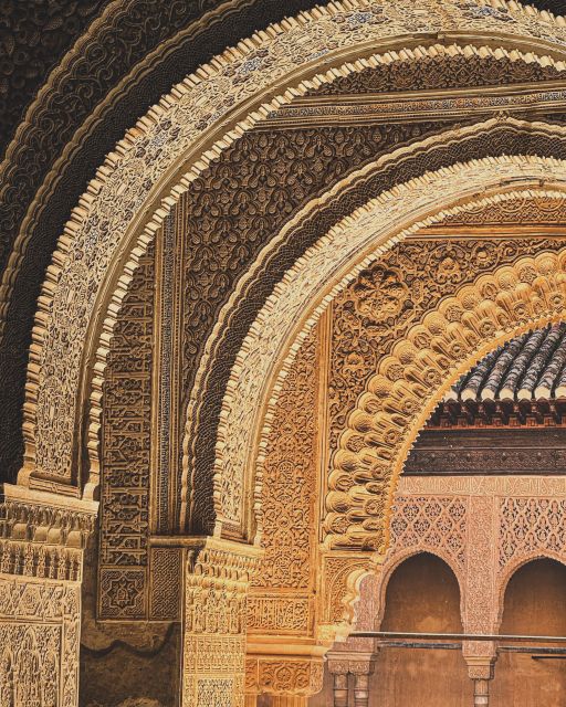 Granada: Private Full Alhambra Tour With Nasrid Palaces - Tour Experience