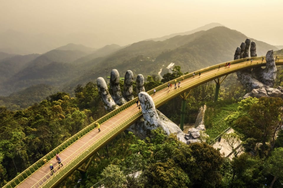 Group Tour: Ba Na Hills & Golden Bridge - Dining and Cuisine