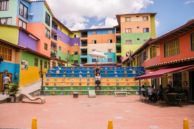 Guatape and El Peñol Day-Trip From Medellin - Panoramic Lake Views