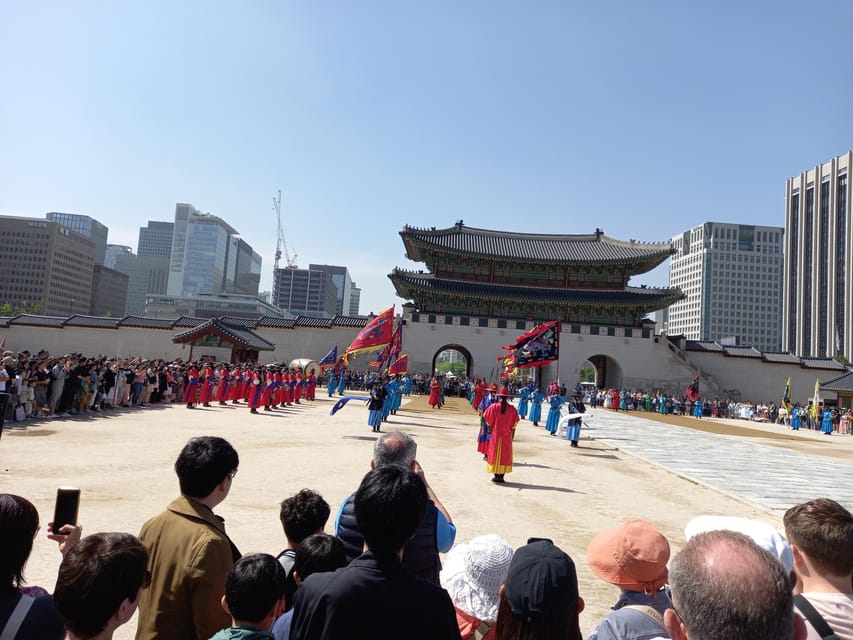 Gyeongbokgung-Folk Museum-Bukchon-Gwangjang Market - National Folk Museum