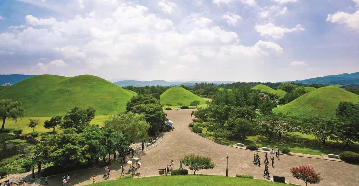 Gyeongju: UNESCO Highlights Tour With Guide and Ticket - Customer Feedback and Recommendations