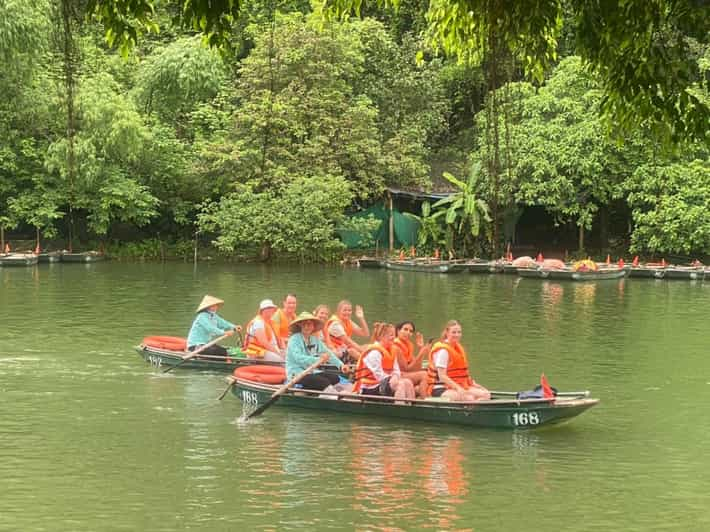 HA NOI: HOA LU - TAM COC - MUA CAVE - 1 DAY TRIP BY LIMOUSINE - Included Services