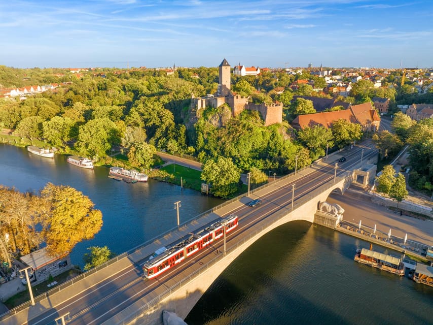 Halle (Saale): the City Tour With the Halle-Hopper - Audio Guide Experience