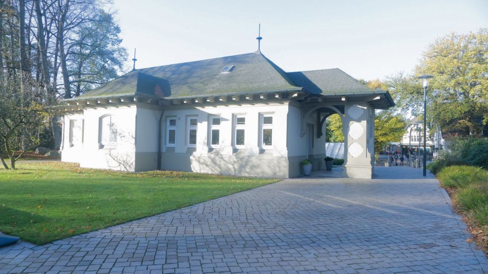 Hamburg: Ohlsdorf Cemetery Self-guided Angel Walk - Important Information for Visitors