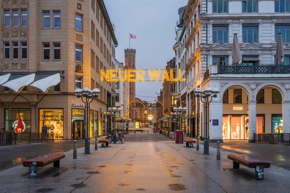 Hamburg Old Town and Hafencity: Walking Tour With Audio - Getting Your Audio Tour