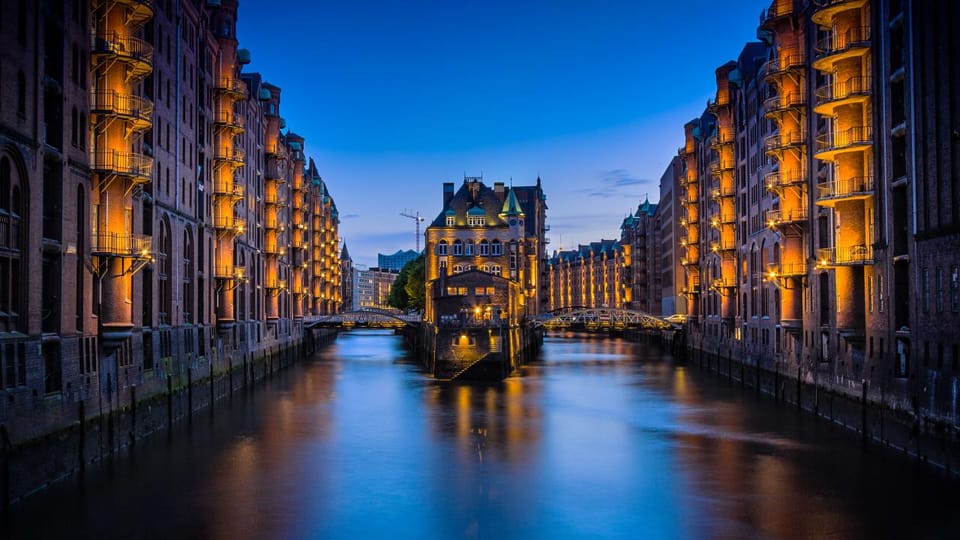 Hamburg: Selfguided Audiotour Speicherstadt and HafenCity - App Usage Instructions