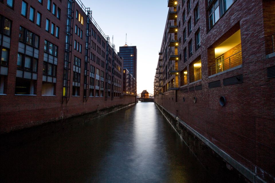 Hamburg: Speicherstadt and HafenCity 2-Hour Tour - Notable Landmarks to Visit