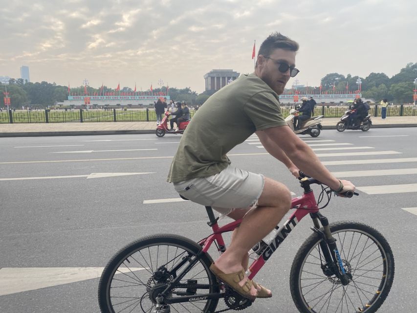 Hanoi: Bike Tour Through Hidden Gems and Banana Island - Safety and Fitness Considerations