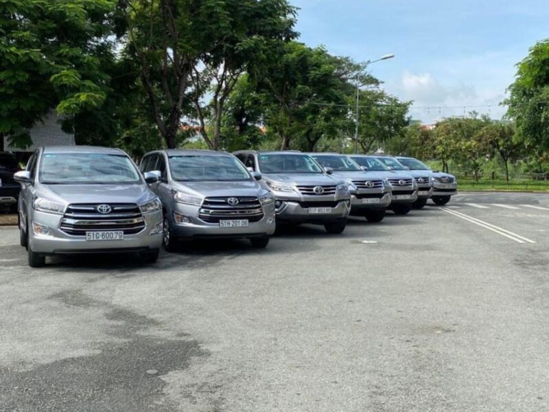 Hanoi: Noi Bai International Airport Transfer by Private Car - Pickup Procedures