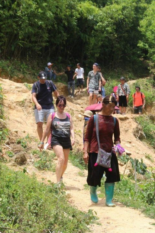 Hanoi to Sapa: 2-Day Trekking Tour With Red Dzao Herbal Bath - Included in the Tour