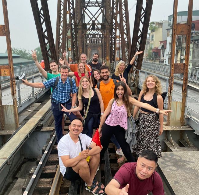 Hanoi Walking Food Tour With Train Street Visit - Visiting Train Street