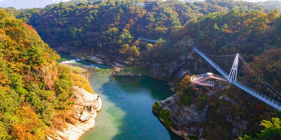 Hantan Canyon & Goseokjeong Flower Garden & Pink Muhly Park - Tour Guide and Language