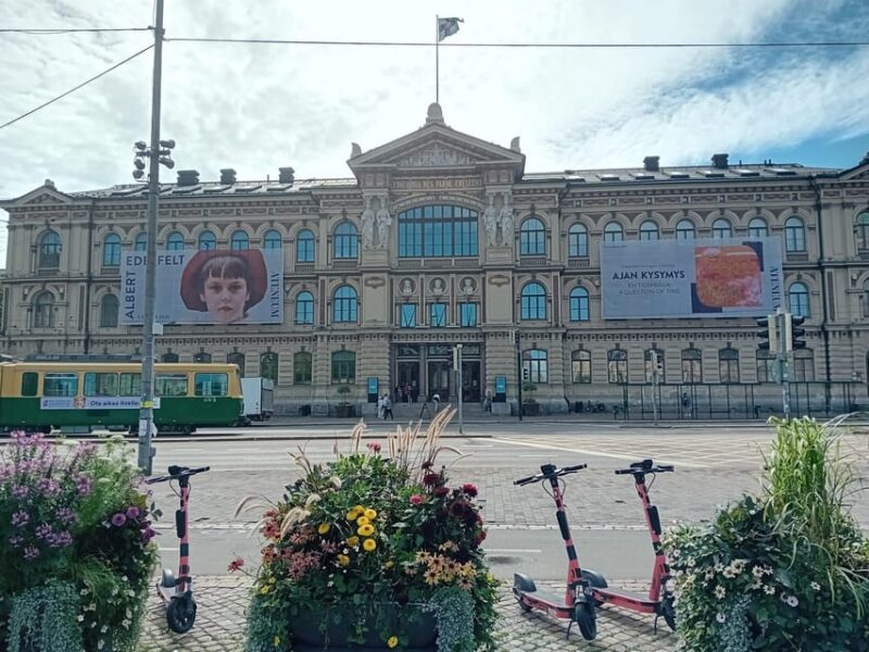Helsinki: Architectural Highlights Guided Walking Tour - Customer Reviews
