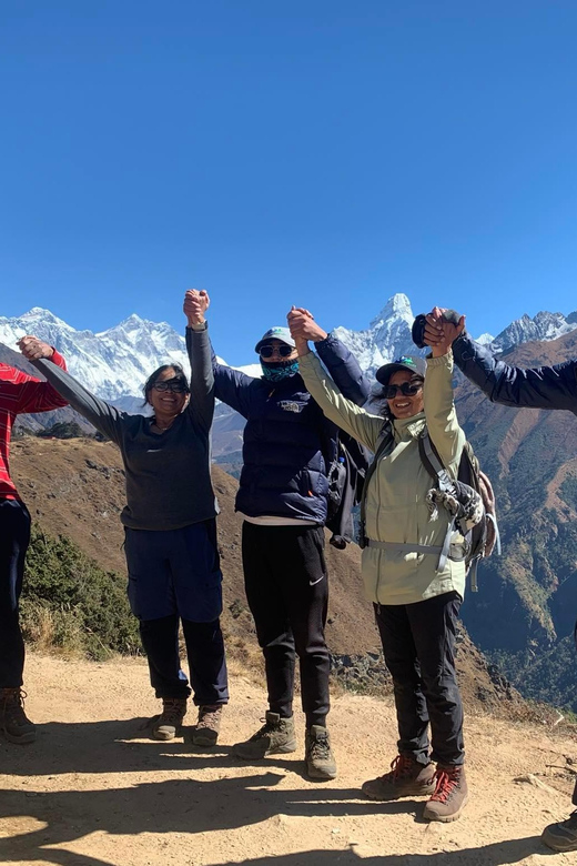 Hire A Guide OR A Porter For Nepal Trekking - Comparing Guide and Porter Costs