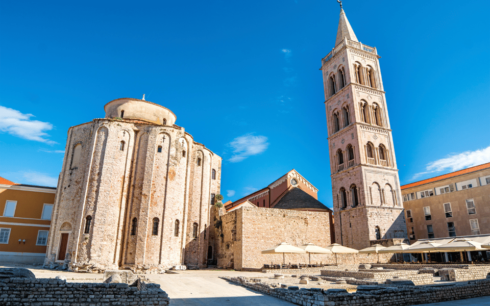 History Walking Group Tour in Old Center of Zadar - Agency Credentials