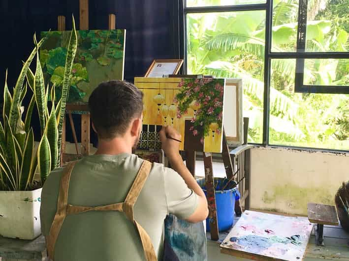 Hoi An: 2 Hours Painting Class With Local Artist in Oldtown - Meeting Information