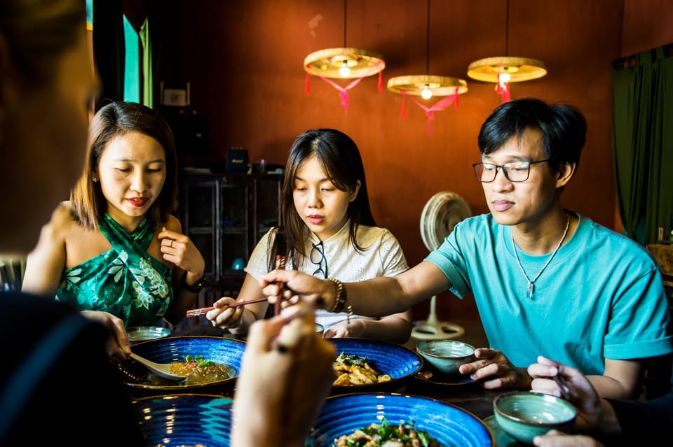 Hoi An: Modern Culinary Experience - Signature Dishes and Drinks