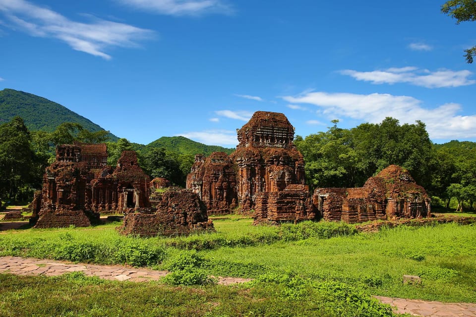 Hoi An: My Son Sanctuary and Thu Bon River Boat Tour - Scenic Boat Ride on Thu Bon