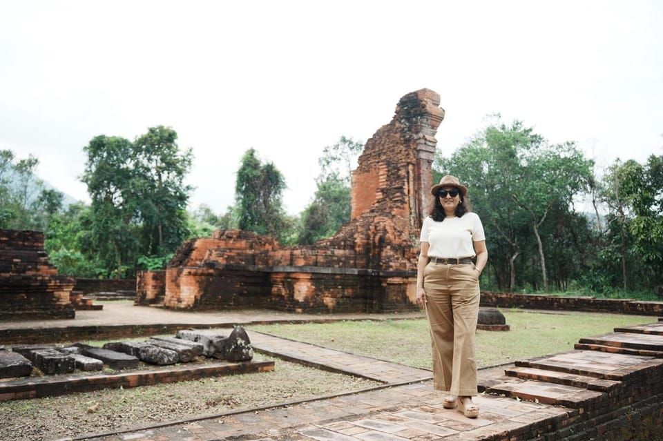 Hoi An: My Son Sanctuary Morning With Pro Photographer - Professional Photography Experience