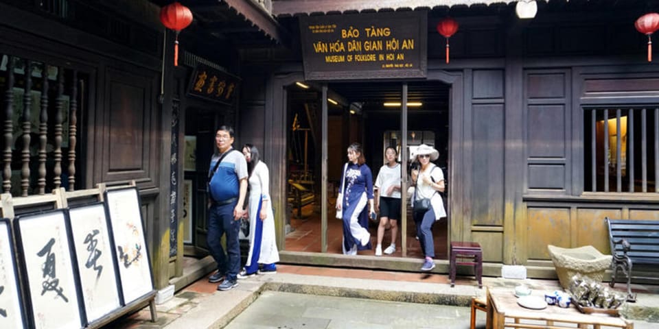 HOI AN NIGHT MARKET & BOAT TRIP WITH LANTERN - Meeting Point