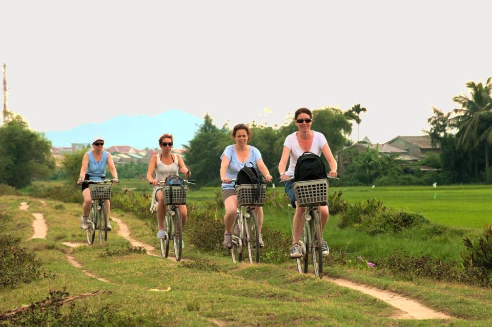 Hoi An: Private Bicycle & Boat Tour With Dinner Experience - Dinner Experience Details