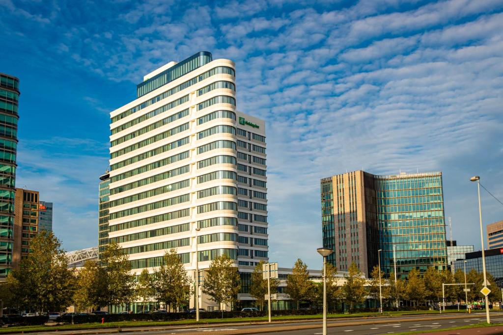 Holiday Inn Express Amsterdam Arena Towers, an IHG Hotel - Dining Options