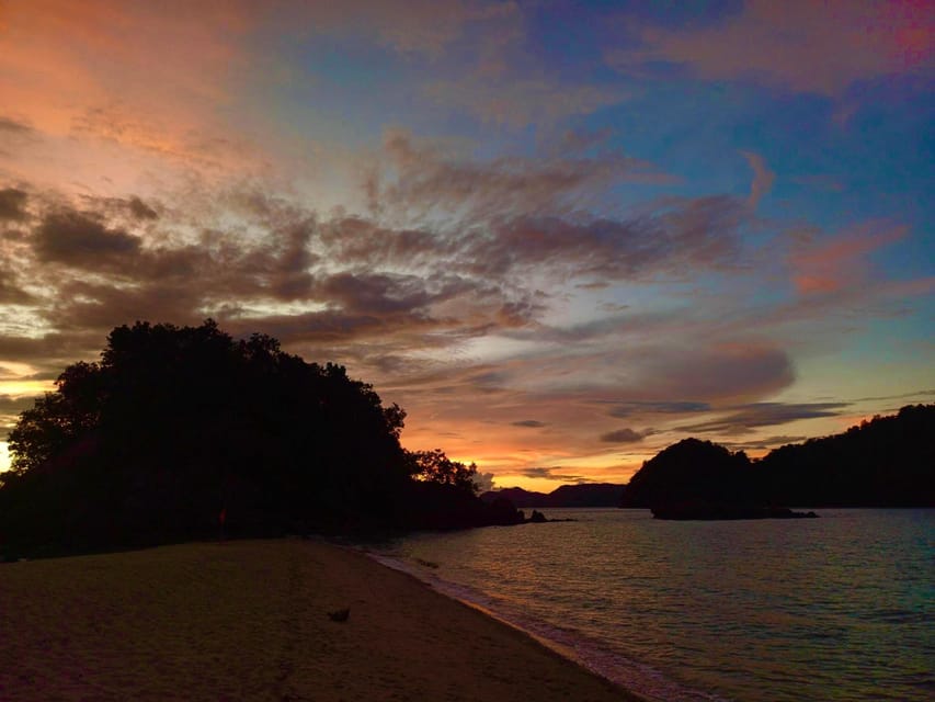 Hong Islands Sunset + Bioluminescent Plankton & BBQ Dinner - Participant Restrictions