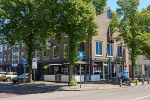 Hotel Restaurant De Jonge Heertjes - Transportation Accessibility