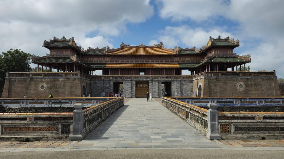 Hue City Tour Half Day: Imperial City and Tu Duc Tomb by Car - Inclusions and Exclusions