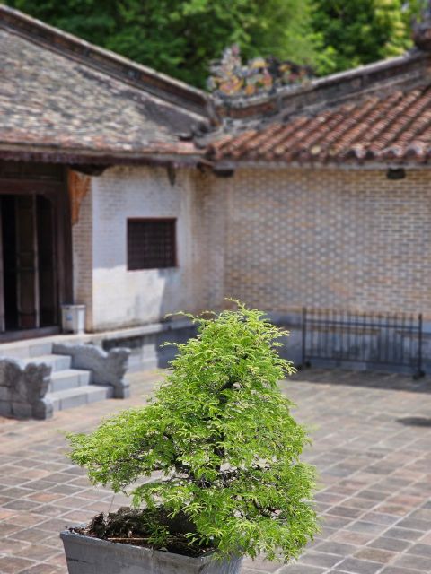 Hue Royal Tombs Tour: Khai Dinh and Tu Duc Mausoleum - Inclusions