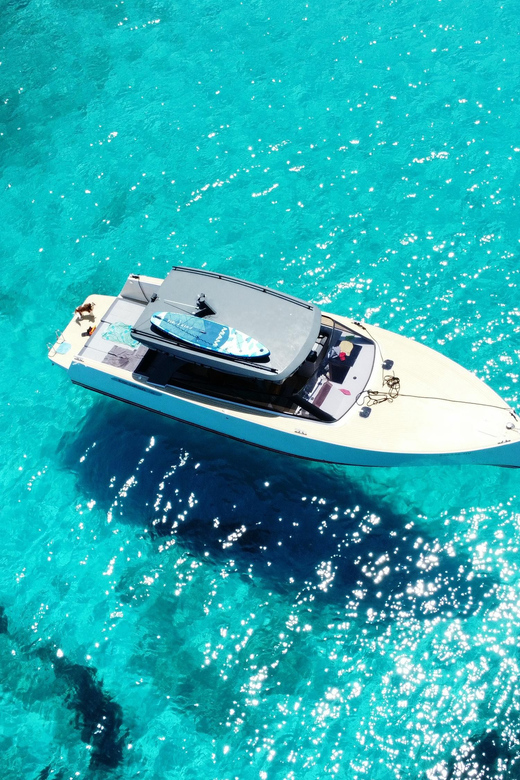 Hvar: Colnago 45 Speedboat Private Charter With Crew - Meeting Point and Guide