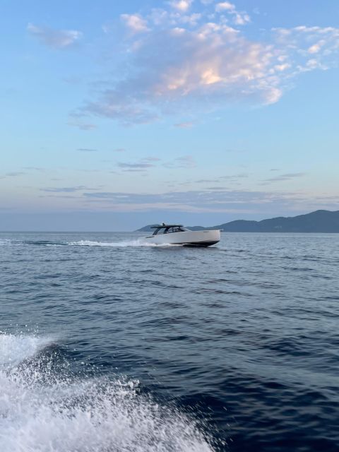 Hvar: South Shore & Pakleni Islands Private Speedboat Tour - Not Suitable For