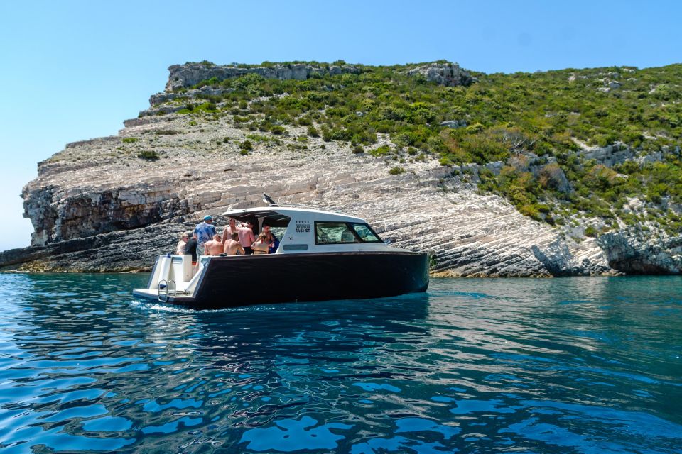 Hvar: Speedboat Snorkeling Day Trip With Beaches & Blue Cave - What to Bring