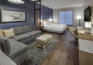 Hyatt Place Newark-Main Street - Dining Options