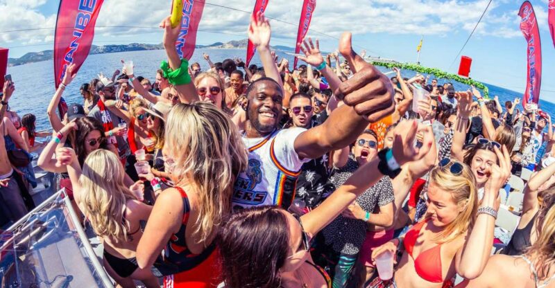 Ibiza: Afternoon Boat Party With Open Premium Bar - Check-in and Boarding