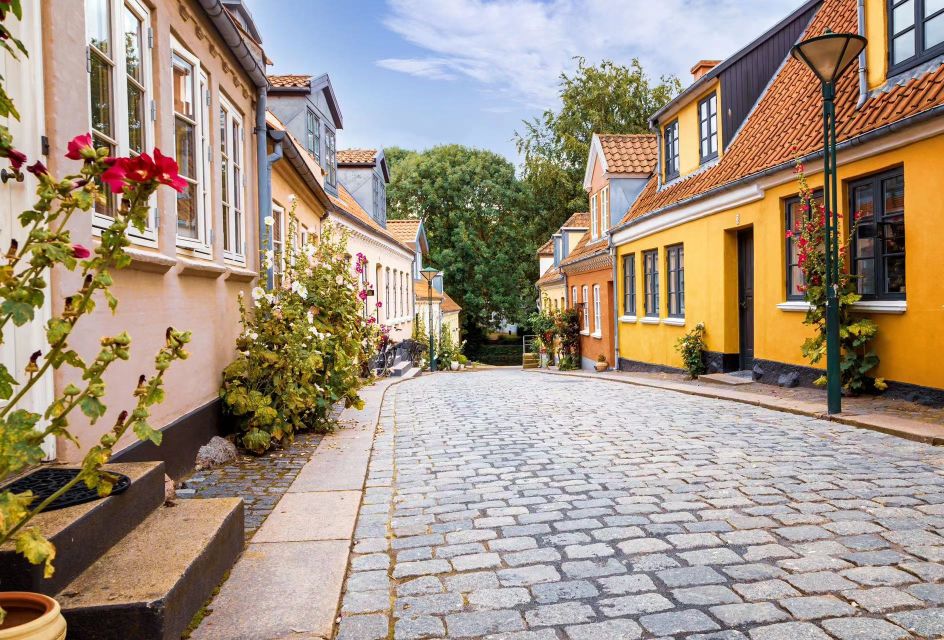 Inspiring Odense - Walking Tour for Couples - Practical Information for Visitors