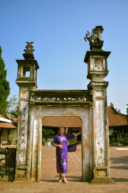 Instagram Tour Duong Lam Ancient Village With Train Street - Customer Reviews