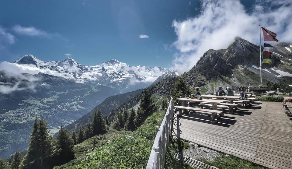 Interlaken: 2 Days Hiking Trip & Mountain Hut - Guided Tour Features