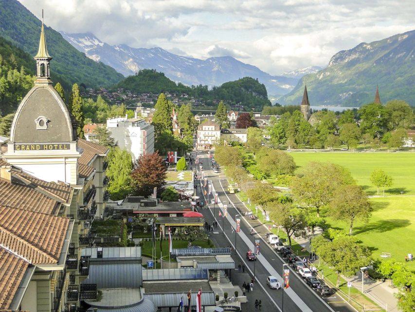 Interlaken: Private Architecture Walk With a Local Expert - Notable Architectural Figures