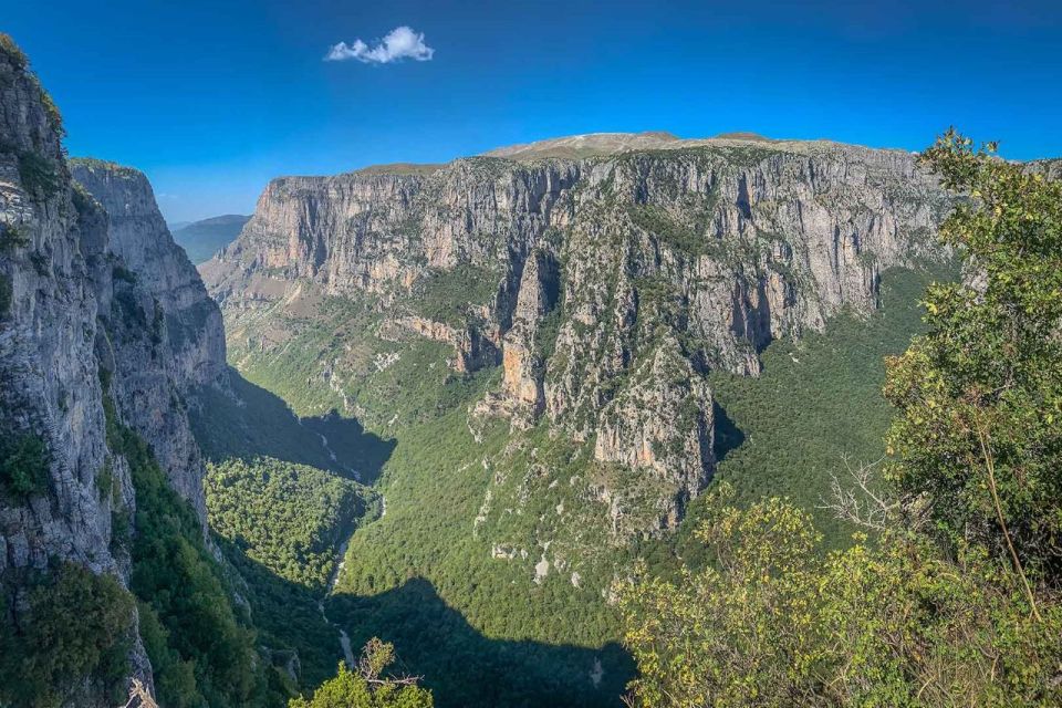 Ioannina: Zagori Sightseeing Tour - Natural Wonders and Pools